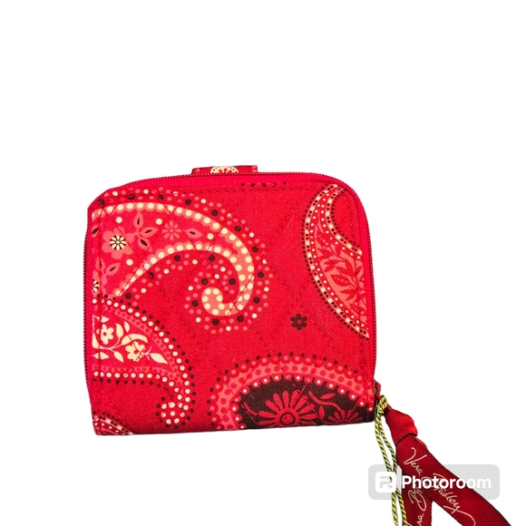 NWT Vera Bradley Retired Mesa Red Bi-fold Wallet Collectible Snap Closure - Picture 2 of 8